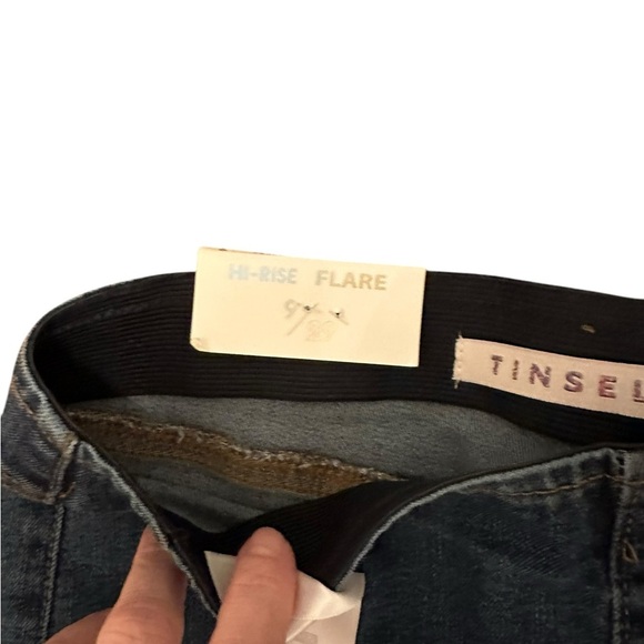 Women's Flared navy‎ JeansNWT 
By Tinseltown - Picture 4 of 6